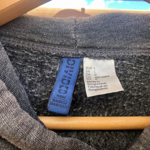 Men's Oversized Grey Hoodie - Picture 3 of 3